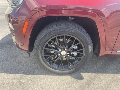 2022 Jeep Grand Cherokee Summit