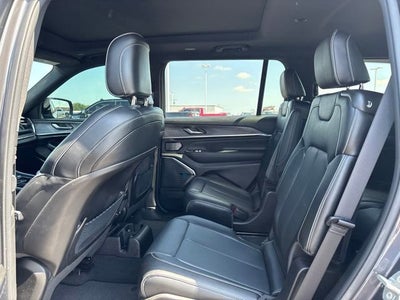 2023 Jeep Grand Cherokee L Overland
