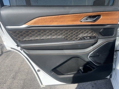 2023 Jeep Grand Cherokee L Summit Reserve