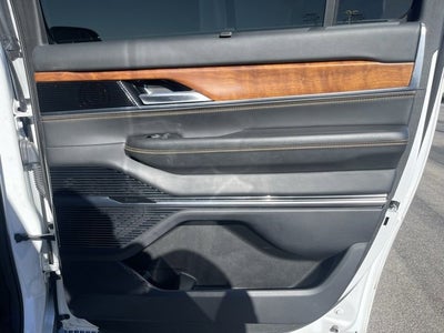 2023 Jeep Grand Wagoneer L Series III