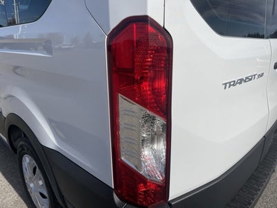 2022 Ford Transit Passenger Wagon XLT