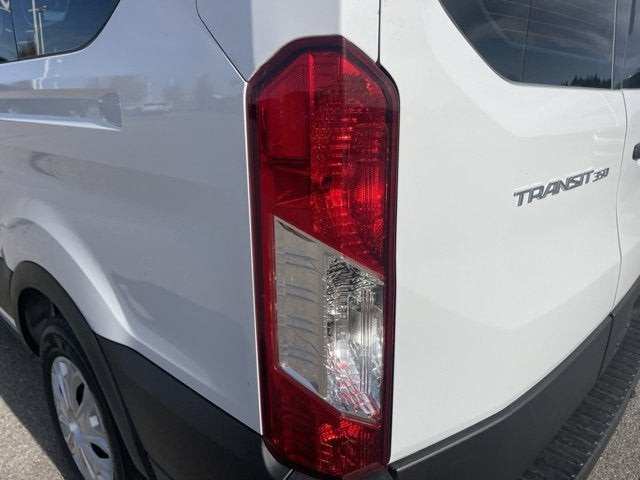 2022 Ford Transit Passenger Wagon XLT