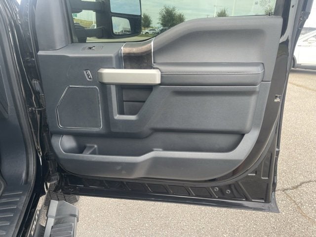 2022 Ford Super Duty F-250 SRW LARIAT