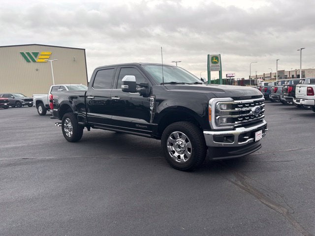 2023 Ford Super Duty F-250 SRW LARIAT