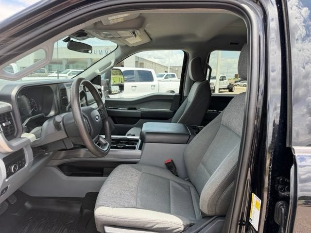 2025 Ford Super Duty F-350 SRW XLT