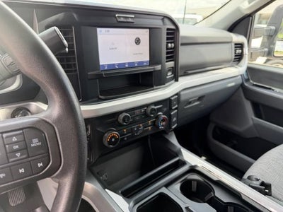 2025 Ford Super Duty F-350 SRW XLT