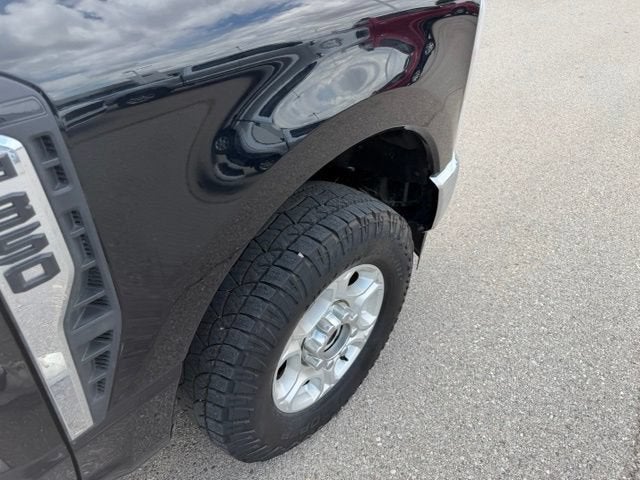 2025 Ford Super Duty F-350 SRW XLT