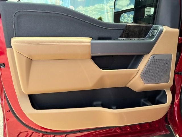 2024 Ford Super Duty F-350 SRW LARIAT