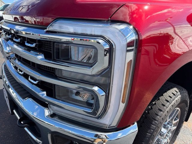 2026 Ford Super Duty F-350 SRW LARIAT