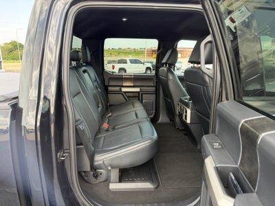 2022 Ford Super Duty F-350 DRW LARIAT