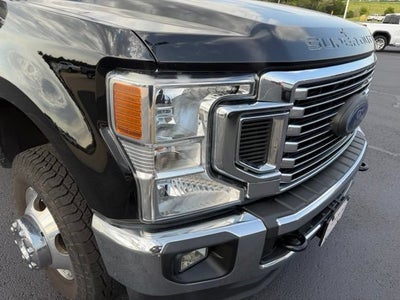 2022 Ford Super Duty F-350 DRW LARIAT