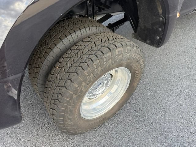 2022 Ford Super Duty F-350 DRW LARIAT