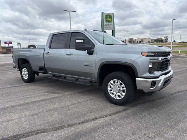 2024 Chevrolet Silverado 3500HD LT