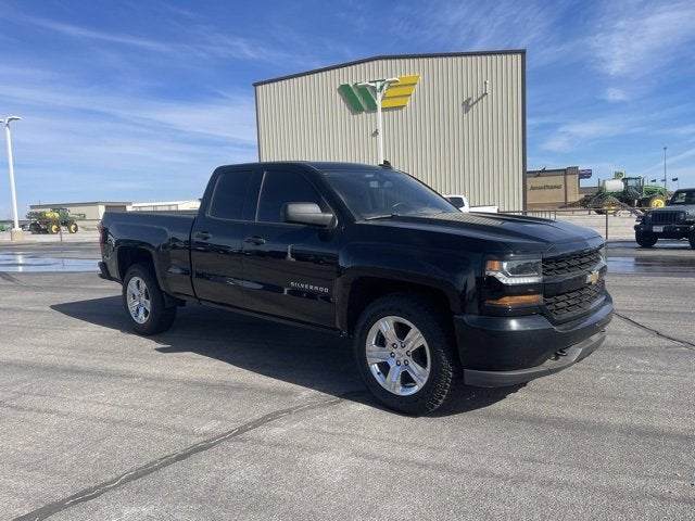 2018 Chevrolet Silverado 1500 Custom