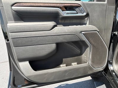 2025 GMC Sierra 3500HD CC SLE