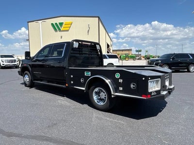 2025 GMC Sierra 3500HD CC SLE
