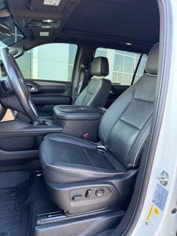 2022 GMC Yukon XL SLT