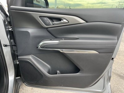 2025 Chevrolet Traverse FWD LT