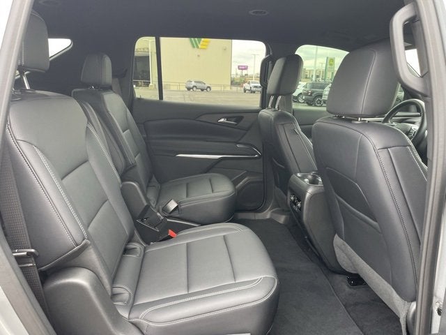 2025 Chevrolet Traverse FWD LT