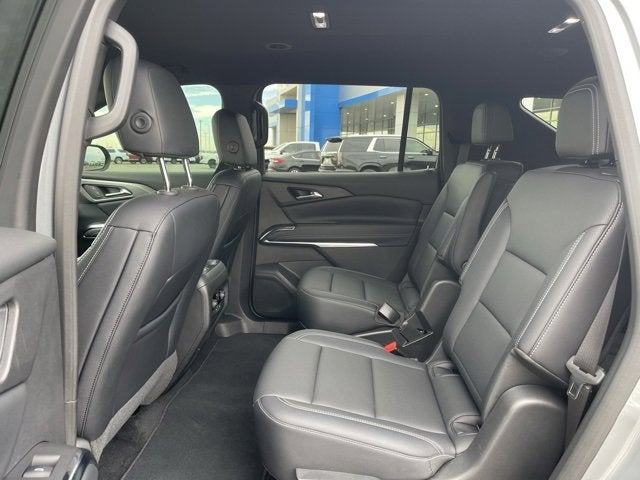 2025 Chevrolet Traverse FWD LT