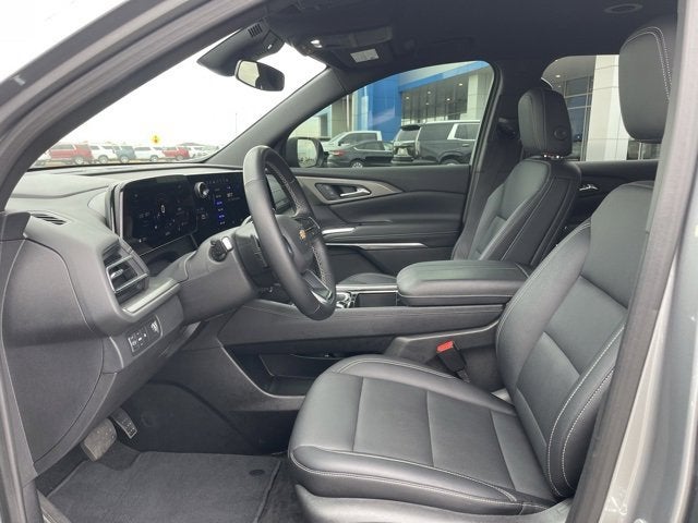 2025 Chevrolet Traverse FWD LT