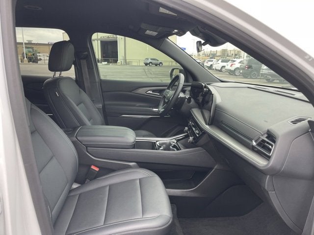 2025 Chevrolet Traverse FWD LT