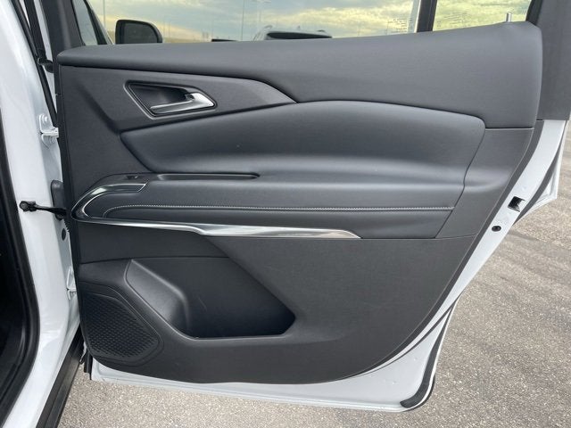 2025 Chevrolet Traverse FWD LT