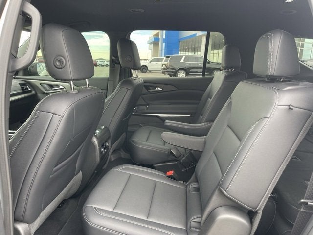 2025 Chevrolet Traverse FWD LT