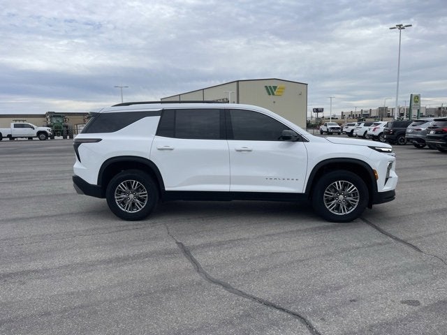 2025 Chevrolet Traverse FWD LT