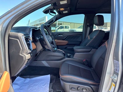 2025 GMC Canyon 4WD AT4