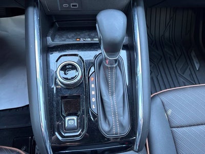 2025 GMC Canyon 4WD AT4
