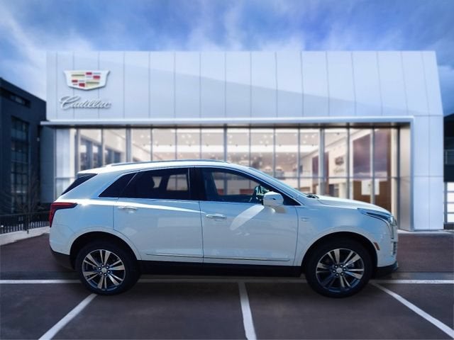 2024 Cadillac XT5 FWD Premium Luxury