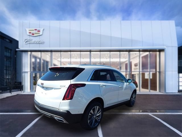 2024 Cadillac XT5 FWD Premium Luxury