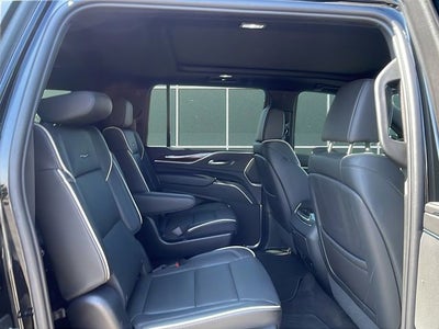 2023 Cadillac Escalade ESV 4WD Premium Luxury