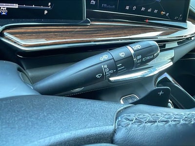 2023 Cadillac Escalade ESV 4WD Premium Luxury