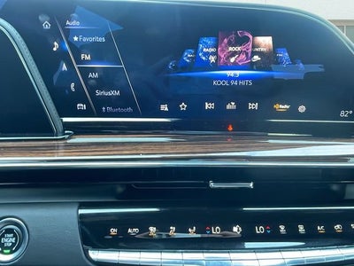 2023 Cadillac Escalade ESV 4WD Premium Luxury