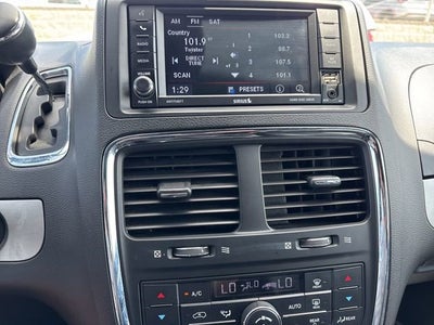 2017 Dodge Grand Caravan GT