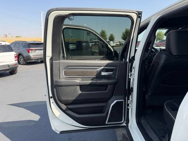 2024 RAM 3500 Laramie