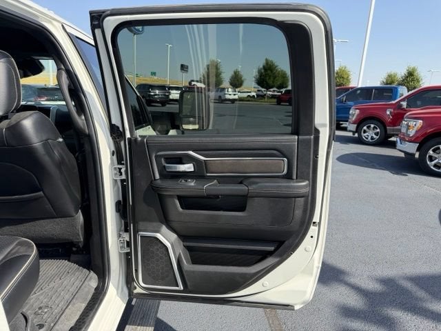 2024 RAM 3500 Laramie
