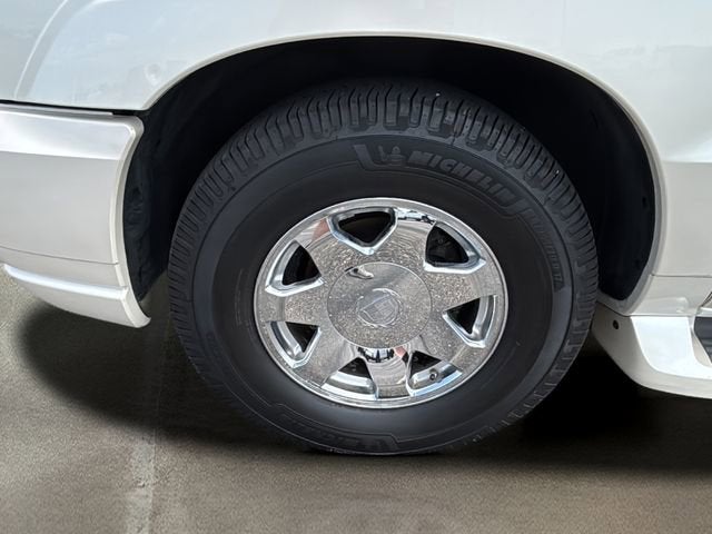 2005 Cadillac Escalade EXT Base