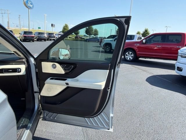 2021 Lincoln Aviator Black Label