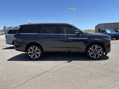 2026 Lincoln Navigator Reserve