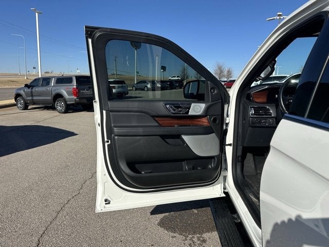 2023 Lincoln Navigator L Reserve