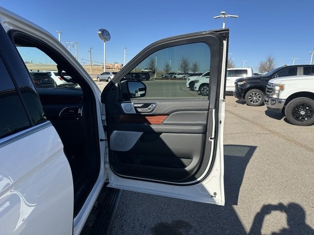 2023 Lincoln Navigator L Reserve