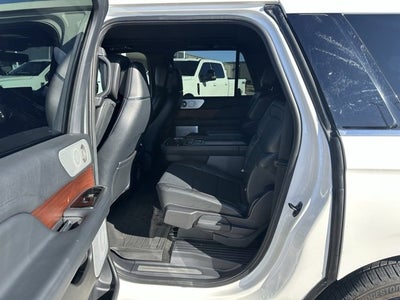 2023 Lincoln Navigator L Reserve