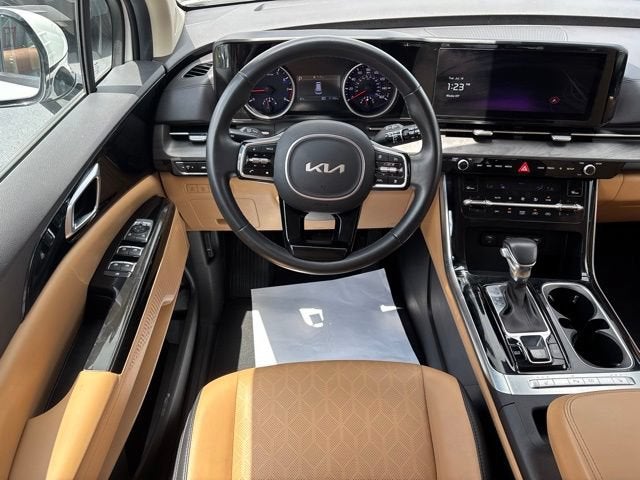 2023 Kia Carnival EX